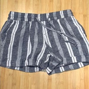 striped shorts
